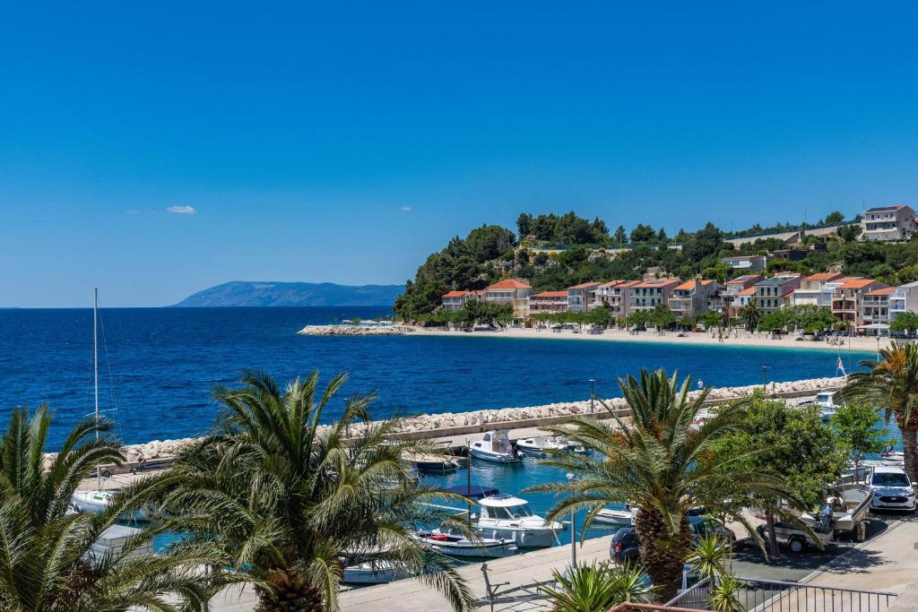 Sea view from the terrace in Podgora